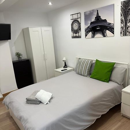 Manrique Rooms Malaga Ngoại thất bức ảnh