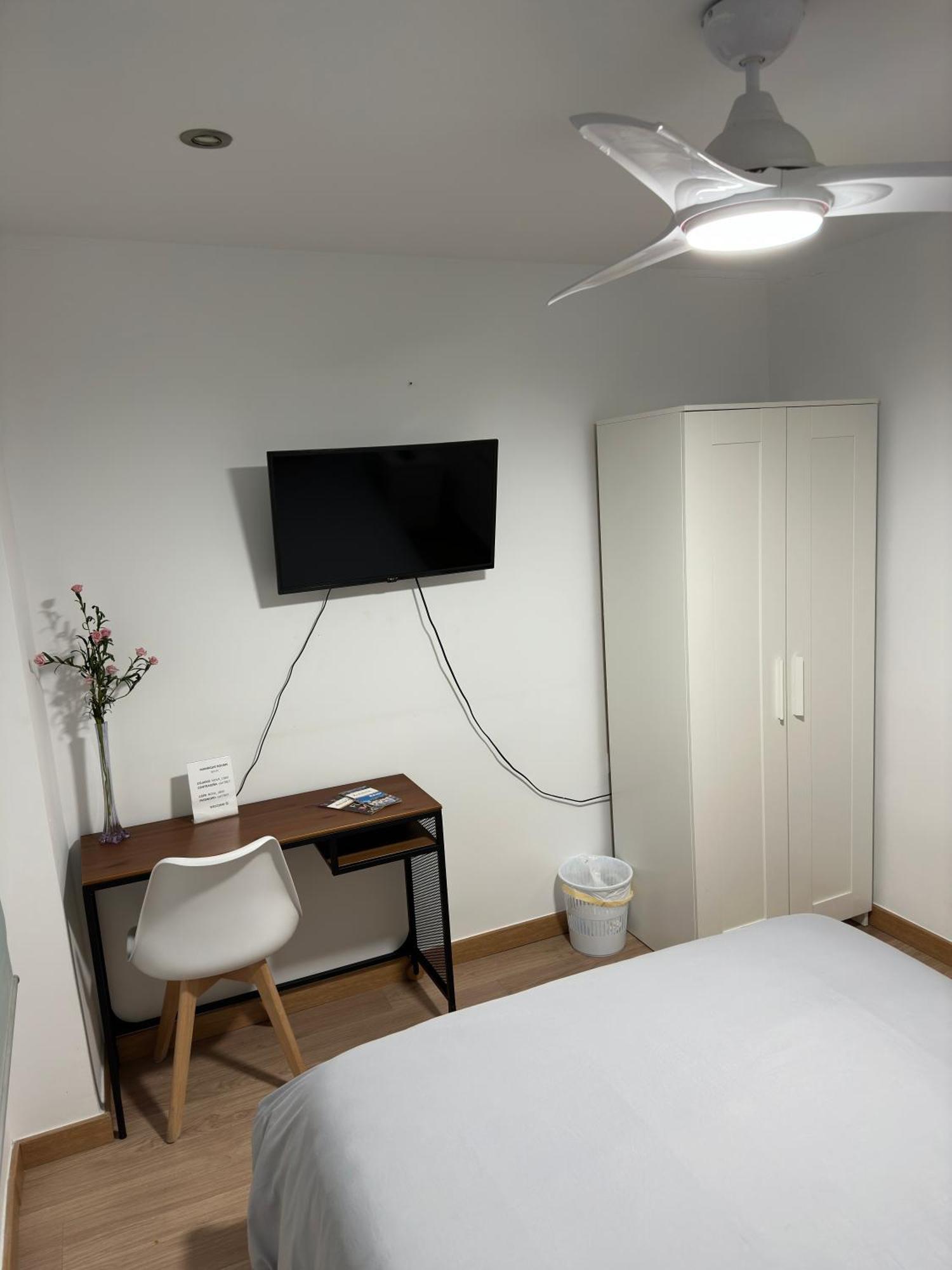 Manrique Rooms Malaga Ngoại thất bức ảnh